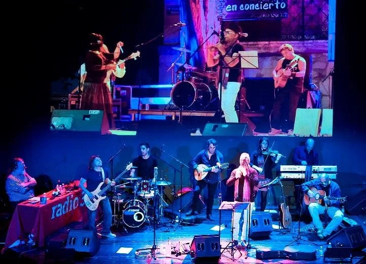 Concierto con Aulaga Folk para el programa «Discópolis» de Radio3 (rtve)